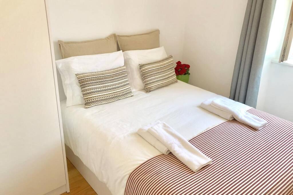 32 2 - Heart Of Lisbon Private Apartment, Bairro Alto Exterior foto